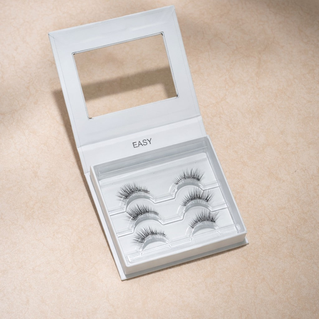 Coffret EASY fermé avec ses demi-cils visibles par la fenêtre